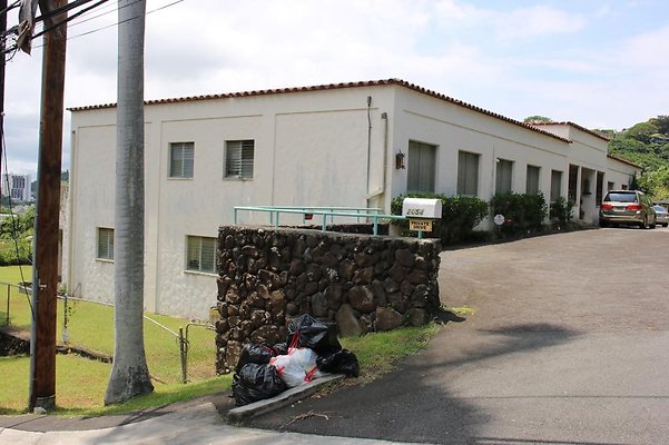 Makiki 2054 Makiki St David.Fasi 808.295.4911 Makiki 2054 Makiki St David.Fasi 808.295.4911