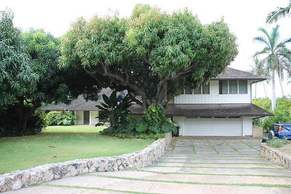 Black Point 3787 Diamond Head Rd Linda Cloward 808.7321648 Black Point 3787 Diamond Head Rd Linda Cloward 808.7321648