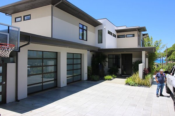 DH 4031-A Kulamanu St Jeff Irvine 808.721.8090 DH 4031-A Kulamanu St Jeff Irvine 808.721.8090