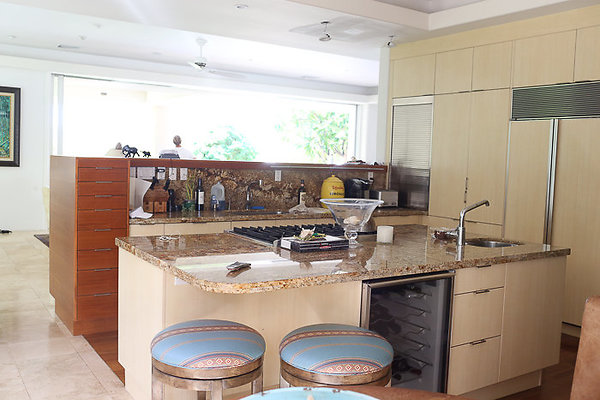 DH 3202NoellaDr Richard Erickson-12