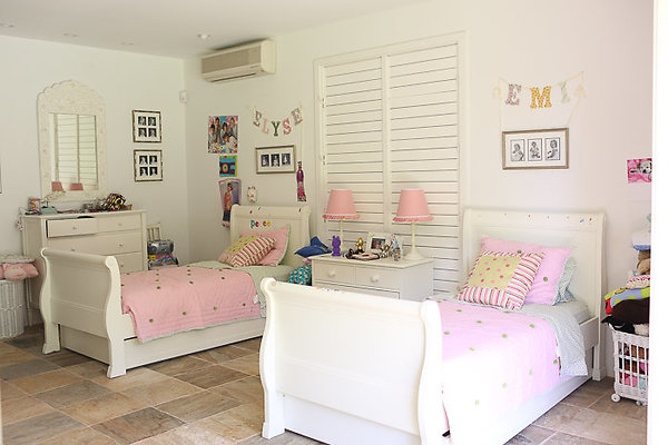 DH 3202NoellaDr Richard Erickson-22