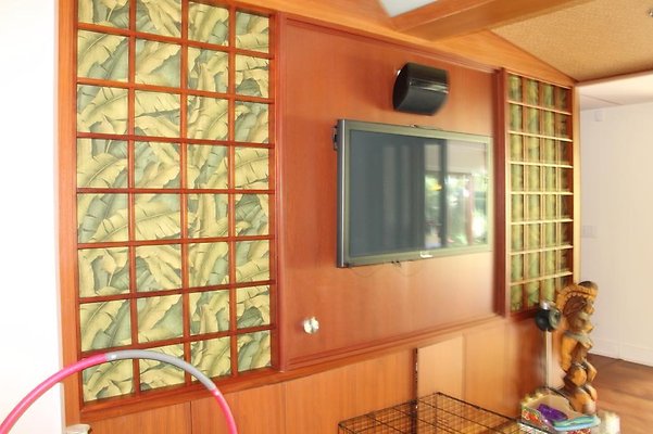 Diamond Head Tom Markson 216A Kulamanu Pl 808.388.6515 Diamond Head Tom Markson 216A Kulamanu Pl 808.388.6515