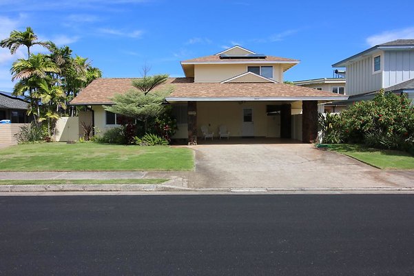 Diamond Head 4150 Papu Circle Derek Ching 808.753.2711 Diamond Head 4150 Papu Circle Derek Ching 808.753.2711