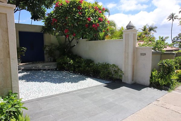 DH 3229 Diamond Head Rd Claude Chemtob 808.780.4443 DH 3229 Diamond Head Rd Claude Chemtob 808.780.4443