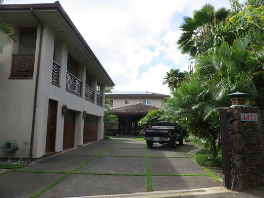 DH 4377 Royal Place Sharon Twigg Smith 808.735.3883 DH 4377 Royal Place Sharon Twigg Smith 808.735.3883