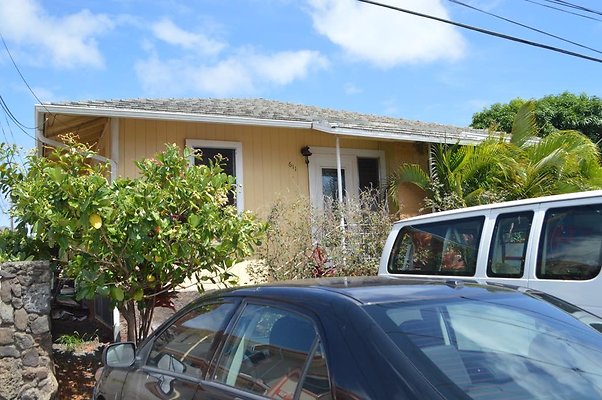 Kaimuki 611 7th Ave Chris 4153176147 Kaimuki 611 7th Ave Chris 4153176147