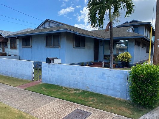 Kaimuki 618 9th Ave Joe Ayers 808.348.0975 Kaimuki 618 9th Ave Joe Ayers 808.348.0975