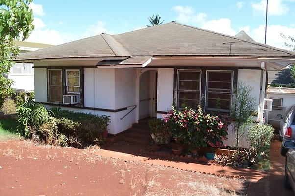 Kaimuki 737 Oceanview - Belle Uyehara Kaimuki 737 Oceanview - Belle Uyehara