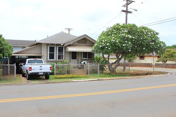 Kaimuki 903 18th Ave Matt Eberle 808.429-4743 Kaimuki 903 18th Ave Matt Eberle 808.429-4743
