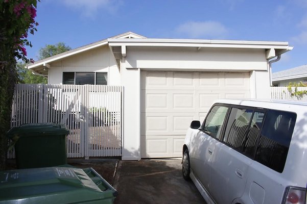 Kahala 4229 Huanui St Christine 808.445.8793