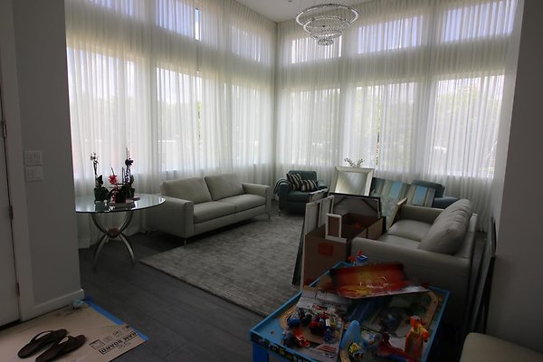 th IMG 1072 th IMG 1072