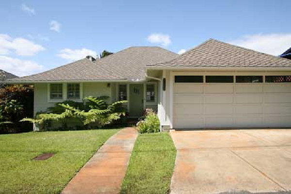 Kahala Sierra Dr MK Breeden