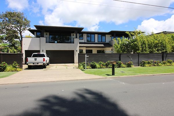 Kahala 4620 Kahala Ave Jeff Irvine 808.721.8090 Kahala 4620 Kahala Ave Jeff Irvine 808.721.8090