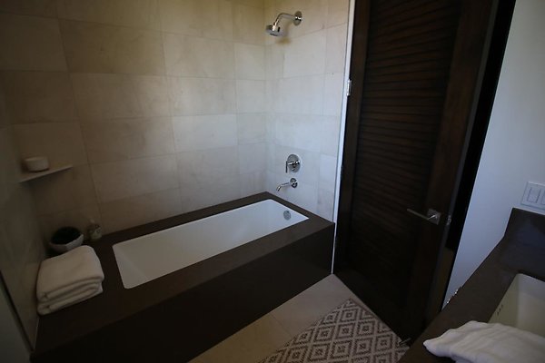 th IMG 0177 th IMG 0177