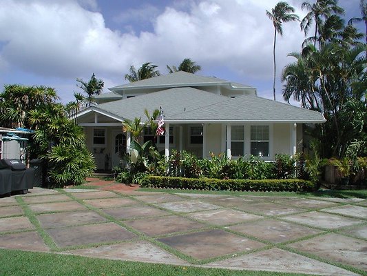 Kahala 4909 Kalanianaole Hwy