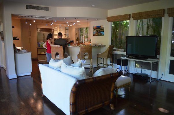 th DSC 0573 th DSC 0573