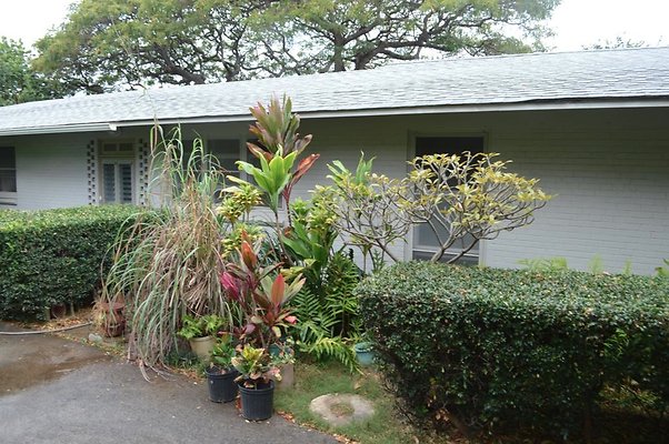 Kahala 3230 Noela Drive Diamond Head B&amp;B Joanne Trotter and Robert son