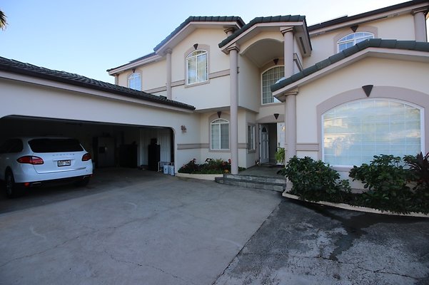 Kahala 1326 Pueo Yuko 808 224 8777