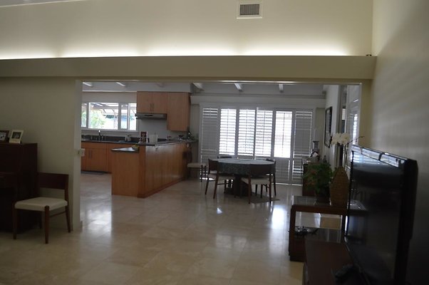 th DSC 0172 th DSC 0172