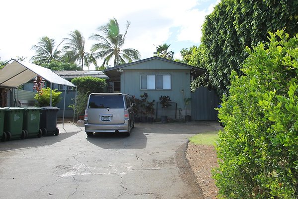 Kahala 714 Onaha St - Stan Johnston 808.864.6969