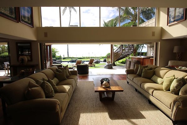 Kahala 4471 Kahala Ave Karen Shimabukuro 808.551.4024 Kahala 4471 Kahala Ave Karen Shimabukuro 808.551.4024