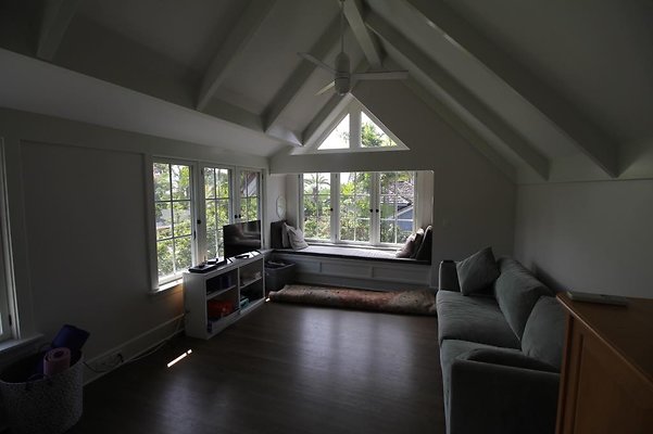 th IMG 1810 th IMG 1810