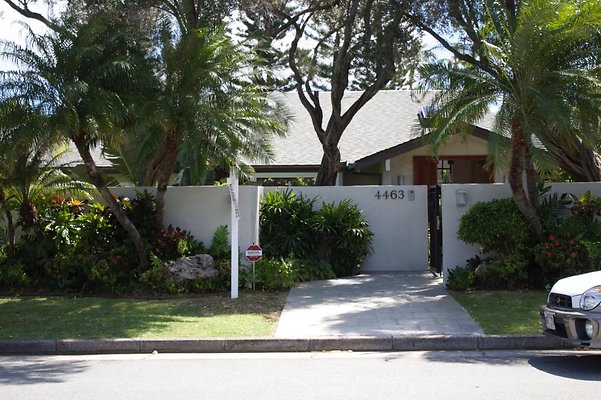 4463 Aukai Ave. 4463 Aukai Ave.