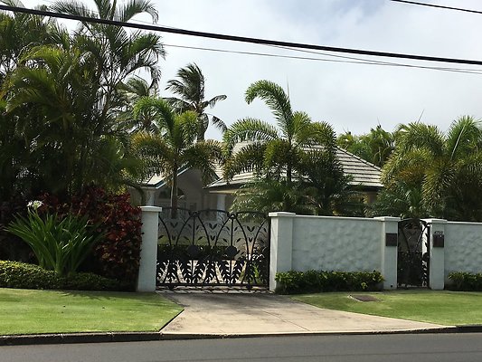 Kahala UNAPPROVED 4700 Kahala Ave Left.Letter 8.02.2016