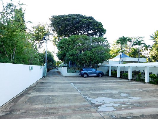 4747 Kahala - NOT CLEARED 4747 Kahala - NOT CLEARED