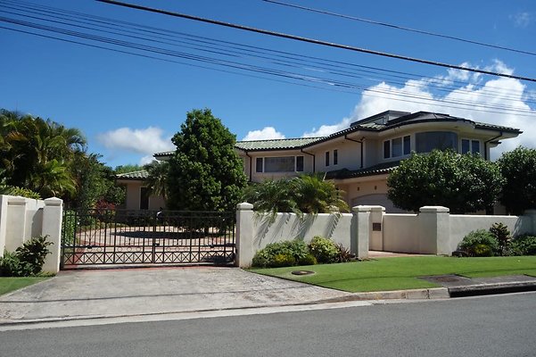 Kahala 4504 Aukai Ave Kahala 4504 Aukai Ave