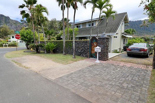 Waimanalo 41-846 Laumilo St Neil Aveitt 202-607-9008