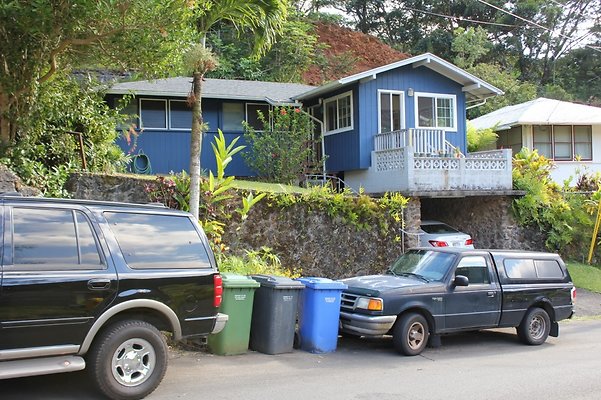 Kalihi 1653 Kalepaa St- Murray 840.3398