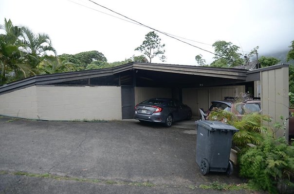 Kaneohe 45-638 Nohomalu Pl. Douglas Bwy 808.225.7285 Kaneohe 45-638 Nohomalu Pl. Douglas Bwy 808.225.7285