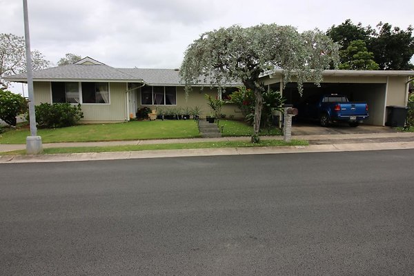 Kaneohe 46-107 Humu St Cheryl Robello 808.741.9233 Kaneohe 46-107 Humu St Cheryl Robello 808.741.9233