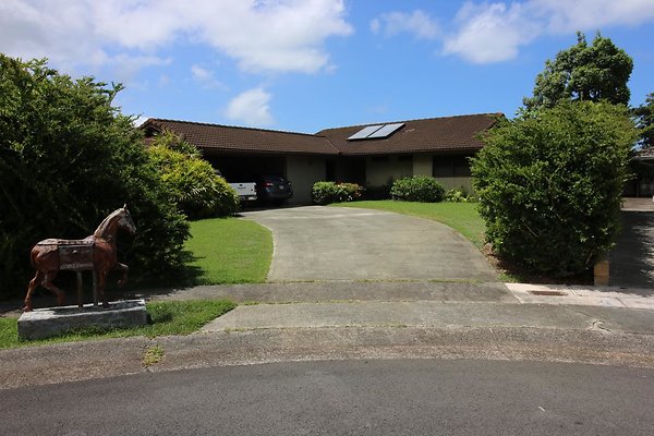 Kaneohe 46-243 Kapea Pl Linda Hosoi 808.783.7053 Kaneohe 46-243 Kapea Pl Linda Hosoi 808.783.7053