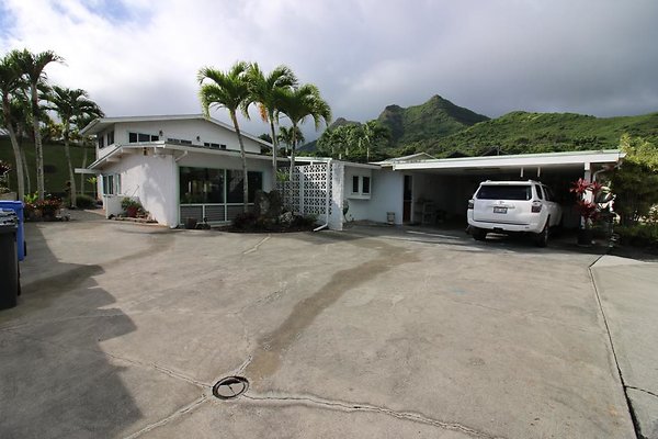 Kailua 1451 Akanahe Pl Allison Galdeira 808.864.5400 Kailua 1451 Akanahe Pl Allison Galdeira 808.864.5400