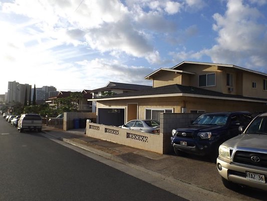 th 3238 Catherine St 1a th 3238 Catherine St 1a