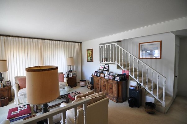 Kapahulu 3137 Kaunaoa St Richard Subiaga 808.734.7971 Kapahulu 3137 Kaunaoa St Richard Subiaga 808.734.7971