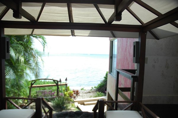 53-HI50 S5 5505KalanianaoleHwyKI1 DSC 4031 53-HI50 S5 5505KalanianaoleHwyKI1 DSC 4031