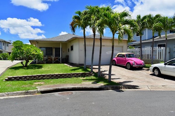 Ewa Beach 91-1789 Punako St Rose Ferreira 808.330.3499 Ewa Beach 91-1789 Punako St Rose Ferreira 808.330.3499