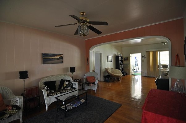 th DSC 0010 th DSC 0010