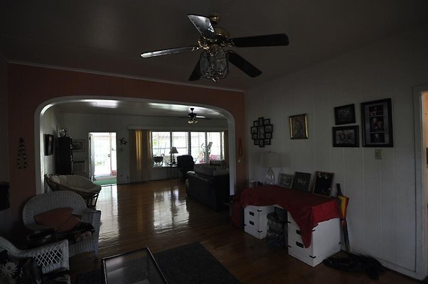 th DSC 0011 th DSC 0011