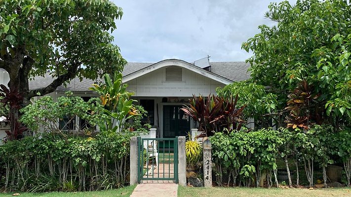 Liliha 2414 Burbank Street No contact Liliha 2414 Burbank Street No contact