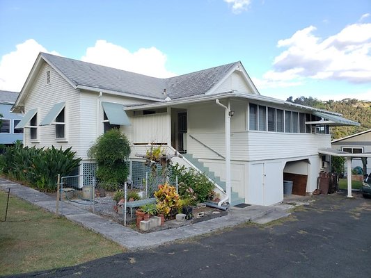 Liliha 2627 Waolani Ave June Ohama 808.384.5983 Liliha 2627 Waolani Ave June Ohama 808.384.5983