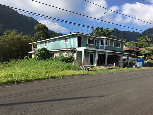 Manoa 3574 Pinao St No Contact Manoa 3574 Pinao St No Contact