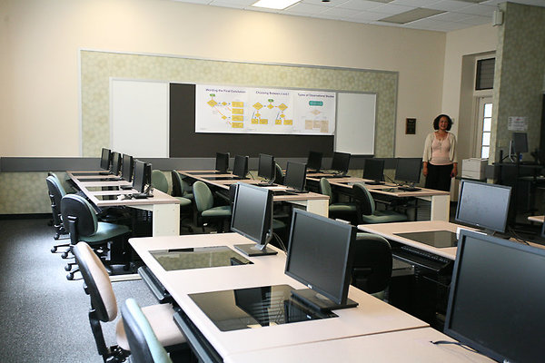 Honolulu Chaminade ComputerLab 1-3 Honolulu Chaminade ComputerLab 1-3