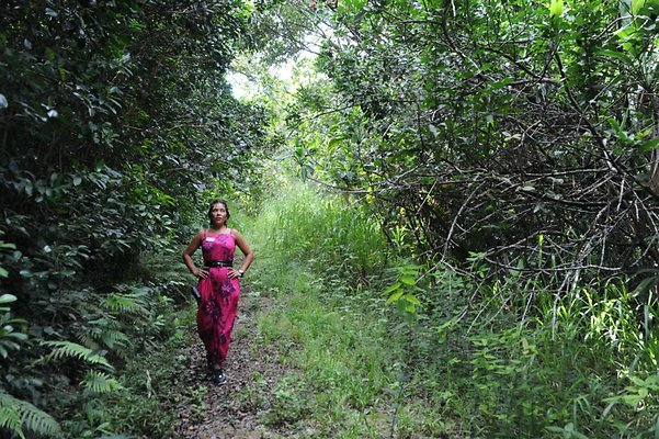 th DSC 8048 th DSC 8048