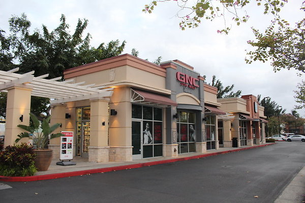 GNC- 880 Kapahulu Ave- Gilbert Shin 220.0815