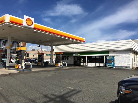 Kalihi Aloha Gas 1860 N.King St John Meyer jmeyer@alohagas.com Kalihi Aloha Gas 1860 N.King St John Meyer jmeyer@alohagas.com