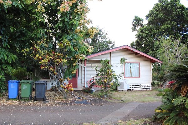 Nalo Farms Waimanalo 41-574 Makakalo St Dean 808.479.1797 Nalo Farms Waimanalo 41-574 Makakalo St Dean 808.479.1797